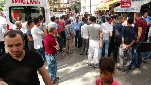 Malatya'da Bıçaklı Kavga: 4 Yaralı