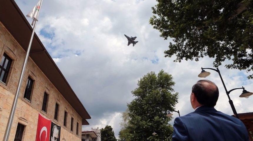 Amasya Valisi Işık&rsquo;tan O Jetlerle İlgili A&ccedil;ıklama