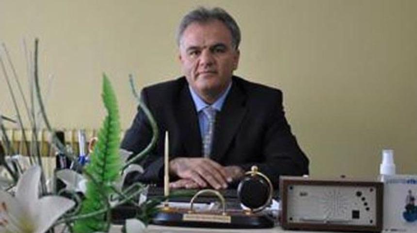 Kitabına 'başımı Yedin Duşakabinoğlu' Ismini Verecek