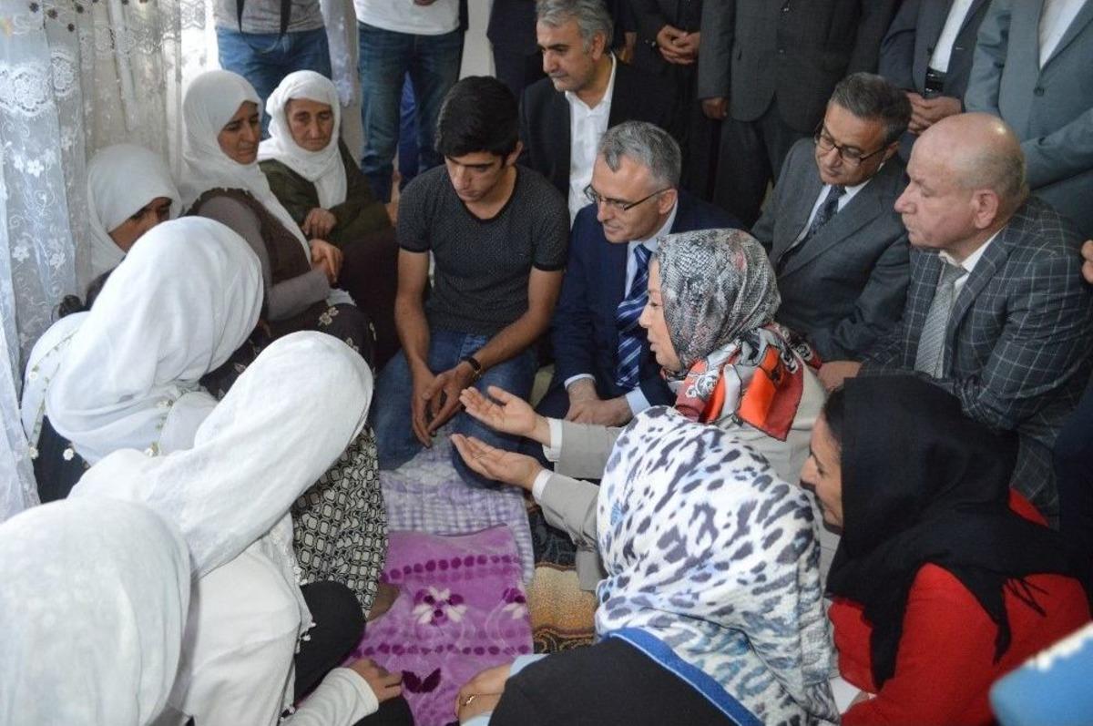 Bakan Ağbal Şırnak&rsquo;ta İftar Programına Katıldı