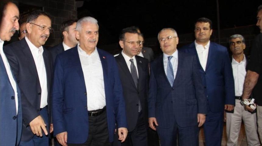 Başbakan Yıldırım Tarihi Konakta İncelemelerde Bulundu