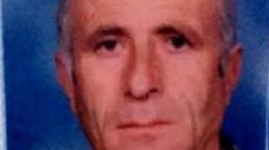 Ahırda Telle Kendini Astı