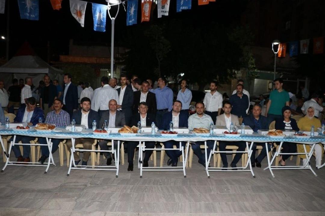 Ak Gen&ccedil;likten Vefa Sahuru