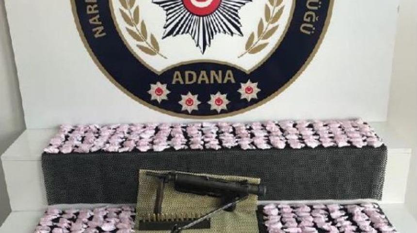 Duvar Deliklerinden Ve Taşların Altından Uyuşturucu Çıktı