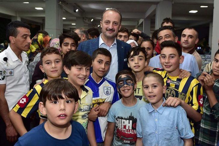 Mamak’taki Mahalle İftarları Dostluğu Pekiştiriyor G5