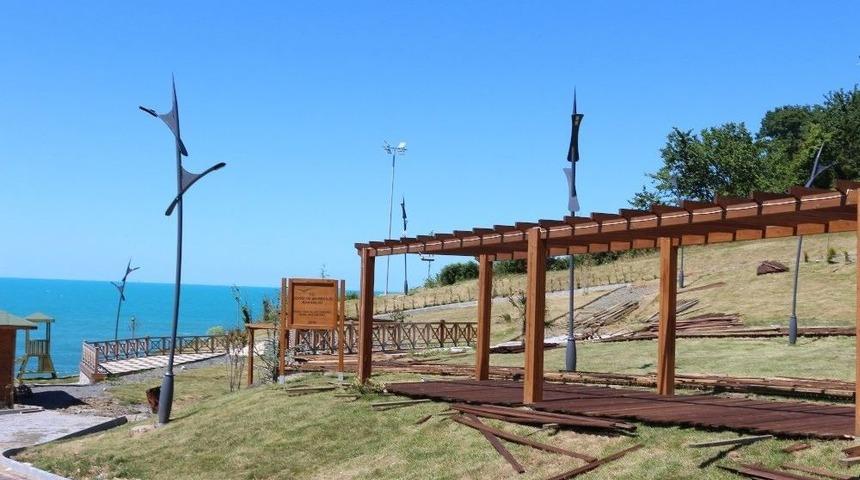 Kadınlar Plajında Son R&ouml;tuşlar