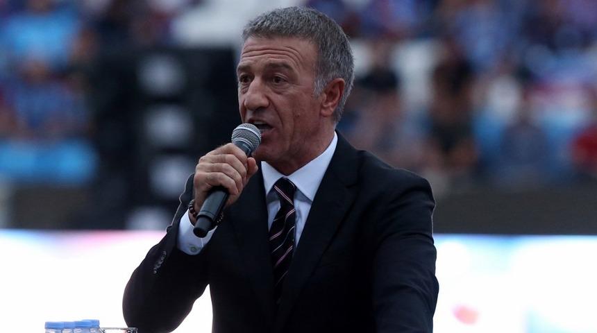 Ahmet Ağaoğlu milli ma&ccedil;ta bayrakların yere d&uuml;şmesi nedeniyle algı yapıldığını s&ouml;yledi