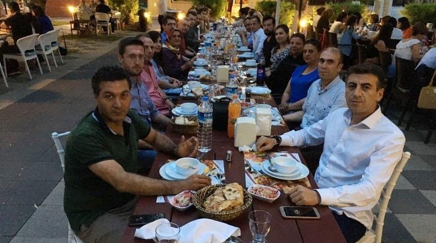 İhlas Pazarlama Ailesi İftarda Buluştu