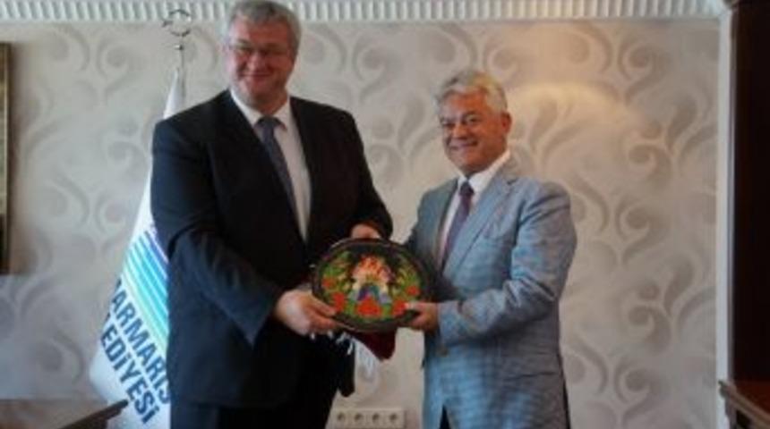 Marmaris Vinnitsya Kardeşliği İ&ccedil;in İlk Adım B&uuml;y&uuml;kel&ccedil;iden