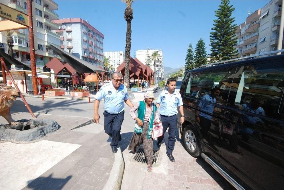 Kumluca&rsquo;da Zabıtadan Dilenci Operasyonu
