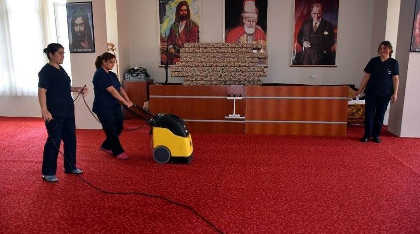 Salihli Belediyesi&rsquo;nden &Ouml;rnek Davranış