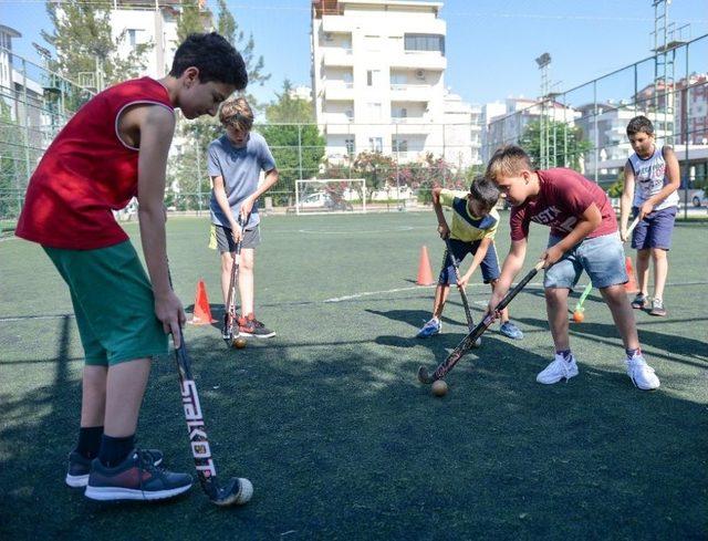 Muratpaşa&rsquo;da &Ccedil;im Hokeyi Kursları Başladı 2