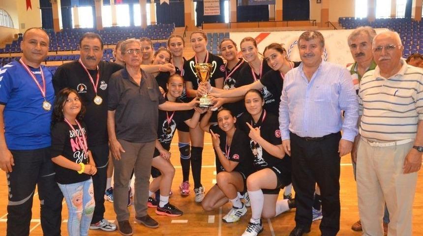Hentbol T&uuml;rkiye Şampiyonası Aydın&rsquo;da Tamamlandı