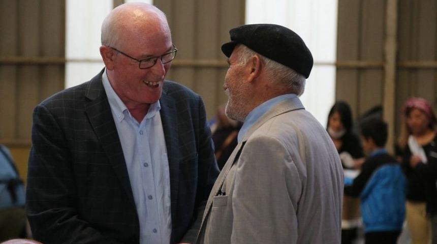 Emek Mahallesi&rsquo;nde 6 Bin Kişi İftarda Bir Araya Geldi