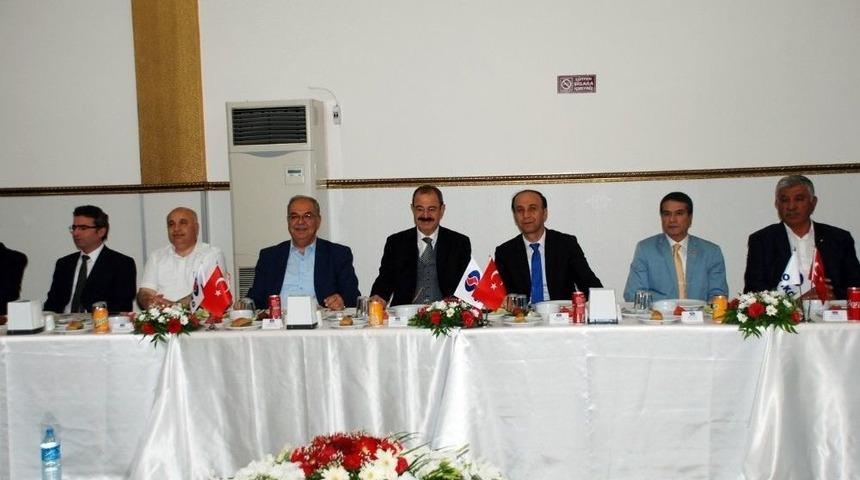 Sanko Holding &Ccedil;alışanları İftarda Buluştu