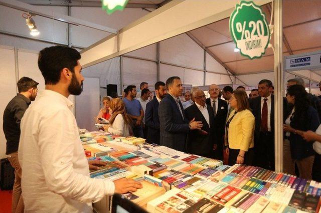“gaziantep Kitap Ve Kültür Etkinlikleri” Fuarı İlgi Görüyor 3