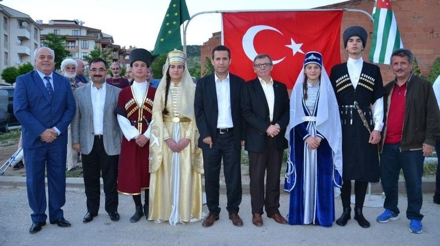 Kuzey Kafkas K&uuml;lt&uuml;r Derneği İftar Programında &Ccedil;erkes Ve Abhazlar Bir Araya Geldi
