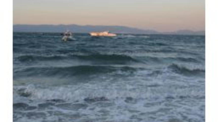 Bursa'da Denizde Erkek Cesedi Bulundu