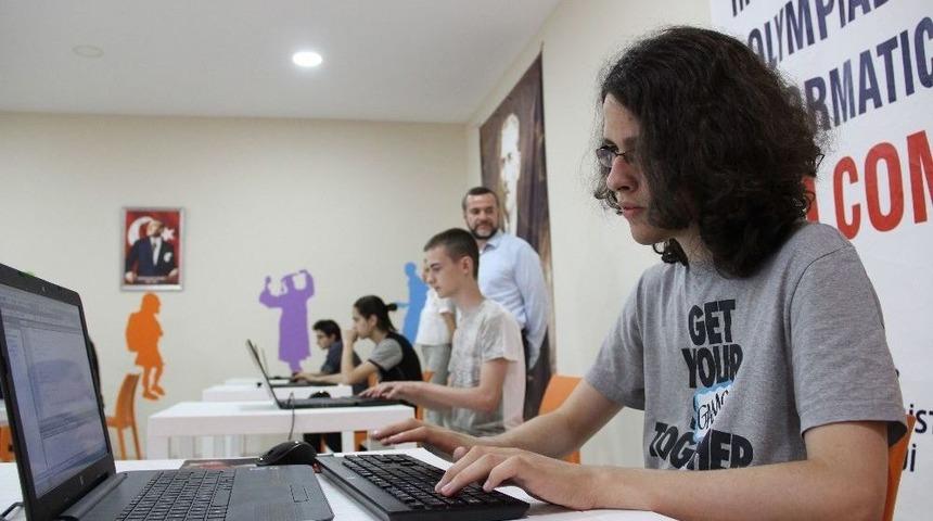 Yazılım Dahisi Marco, “çocuklarınızı Bilgisayar Oyunlarından Tamamen Uzaklaştırmayın”