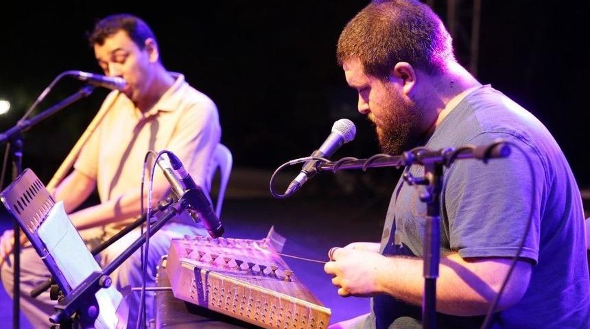 B&uuml;y&uuml;kşehir&rsquo;in &lsquo;santur Dinletisi&rsquo; B&uuml;y&uuml;ledi