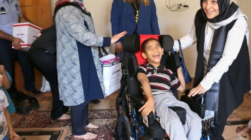 B&uuml;y&uuml;kşehir &lsquo;den Gıda Ve Giyim Yardımı