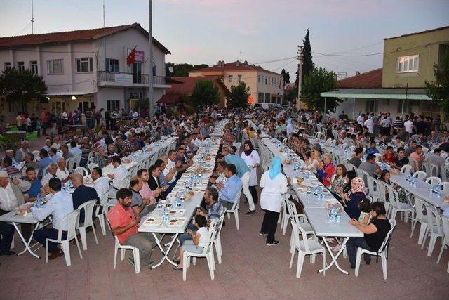 İftar Sofralarıyla Birlik Beraberlik Pekiştiriliyor 2