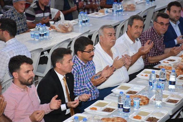 İftar Sofralarıyla Birlik Beraberlik Pekiştiriliyor 3