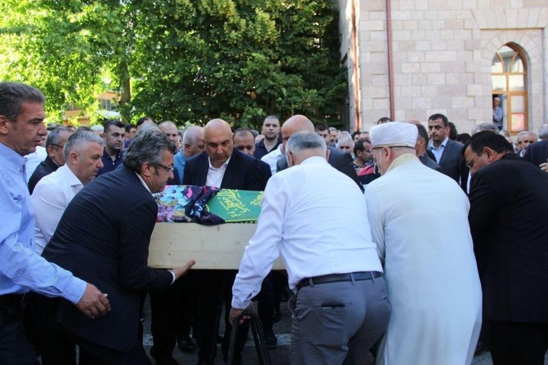 Chp Milletvekili Bayraktutan&rsquo;ın Acı G&uuml;n&uuml;