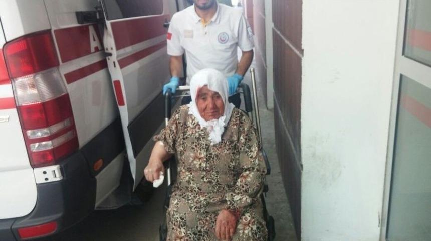 Yaşlı Kadın Damdan D&uuml;şt&uuml;