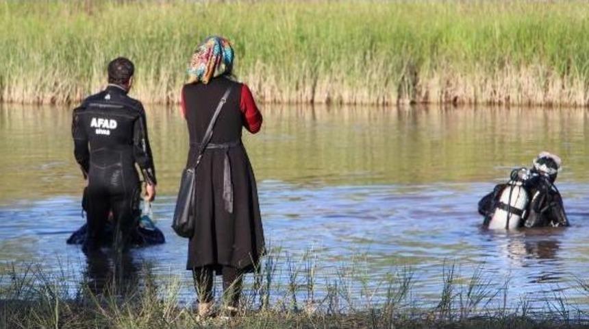 Serinlemek I&ccedil;in Girdiği Kızılırmak Nehri'nde Boğuldu