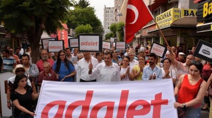 Mersin'de Chp'lilerden 'adalet' Y&uuml;r&uuml;y&uuml;ş&uuml;