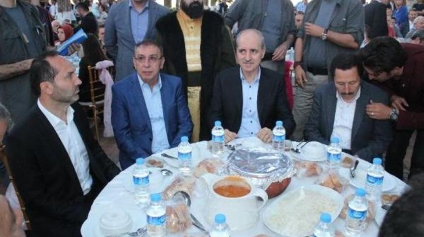 Kurtulmuş: 80 Milyon Olarak Dünyanın Yükünün Altına Girmiş Durumdayız (2)