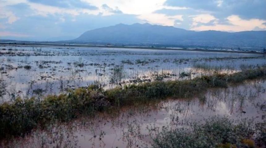 Elmalı’Da Dolu Ve Yağmur Sele Neden Oldu