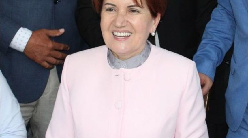 Akşener&rsquo;den Bah&ccedil;eli&rsquo;ye Eleştiri