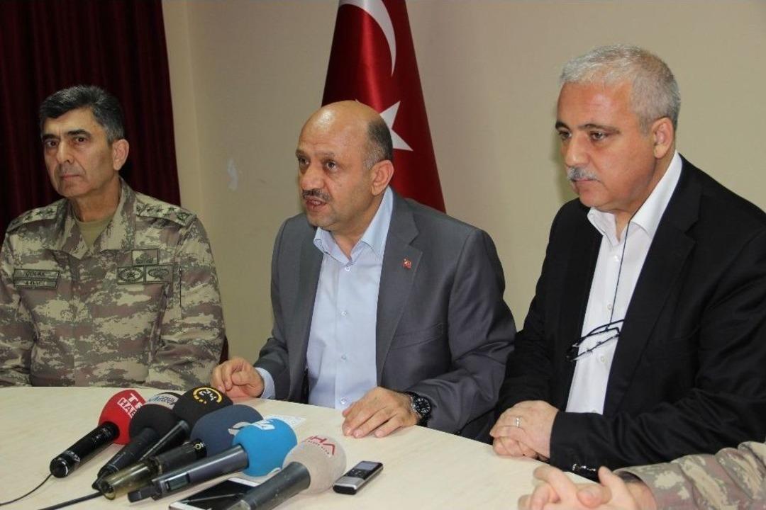 Bakan Işık Yemek Firmasının S&ouml;zleşmesinin Feshedildiğini A&ccedil;ıkladı