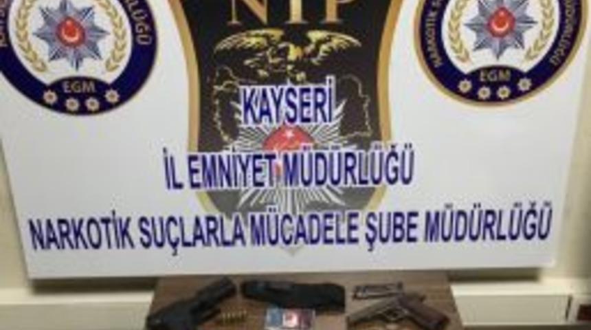 Kayseri&rsquo;ne Uyuşturucu Operasyonu 9 G&ouml;zaltı
