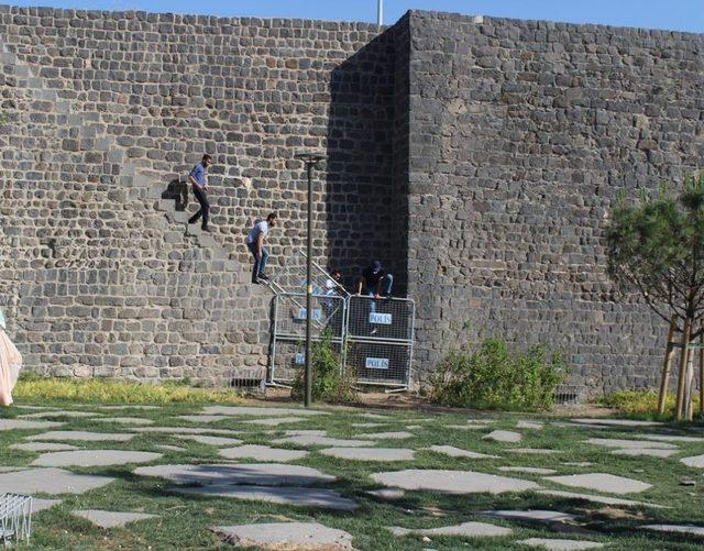 Surlarda ’özçekim’ Yasağına Uyan Yok 1