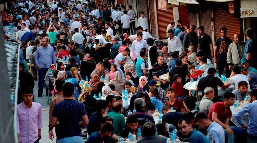 Tarihi Bedesten &Ccedil;arşısı&rsquo;nda Ahilik Ruhu