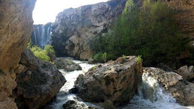 Konya'nın Gizli Cenneti Yerköprü Şelalesi