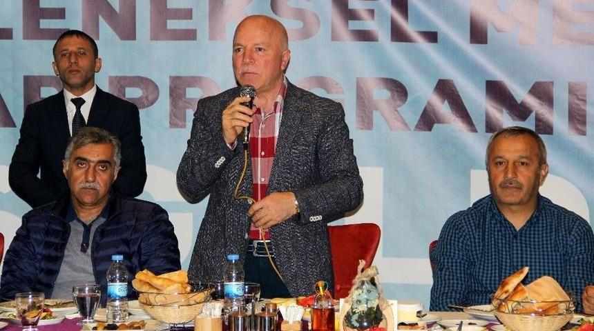 Başkan Sekmen Gazetecilerle İftarda Bir Araya Geldi