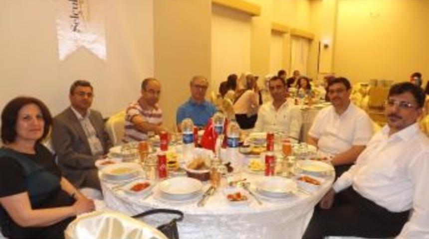 Konya Hospital Personeline İftar Verdi