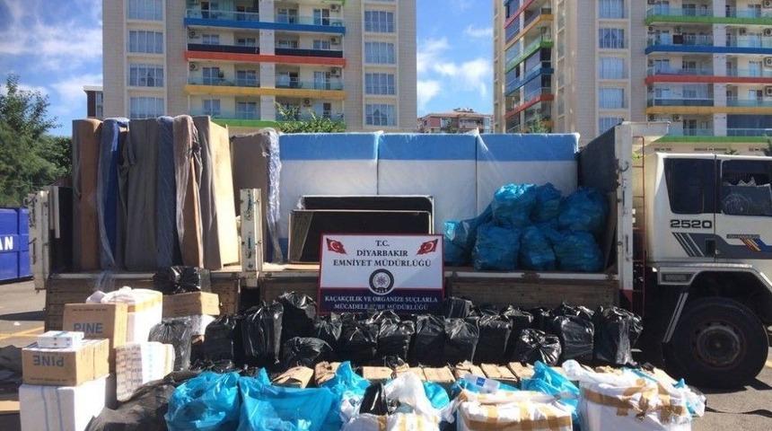 Diyarbakır&rsquo;da 2 Milyon Tl&rsquo;lik Ka&ccedil;ak Eşya Ele Ge&ccedil;irildi
