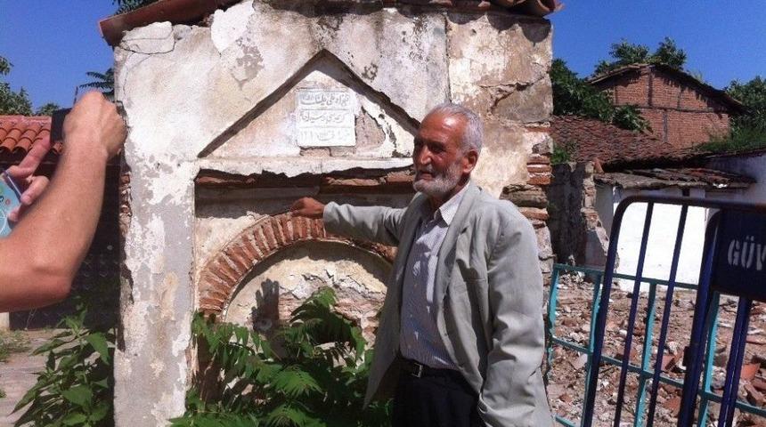 &Ouml;demiş&rsquo;te 220 Yıllık Tarihi &Ccedil;eşme İlgi Bekliyor