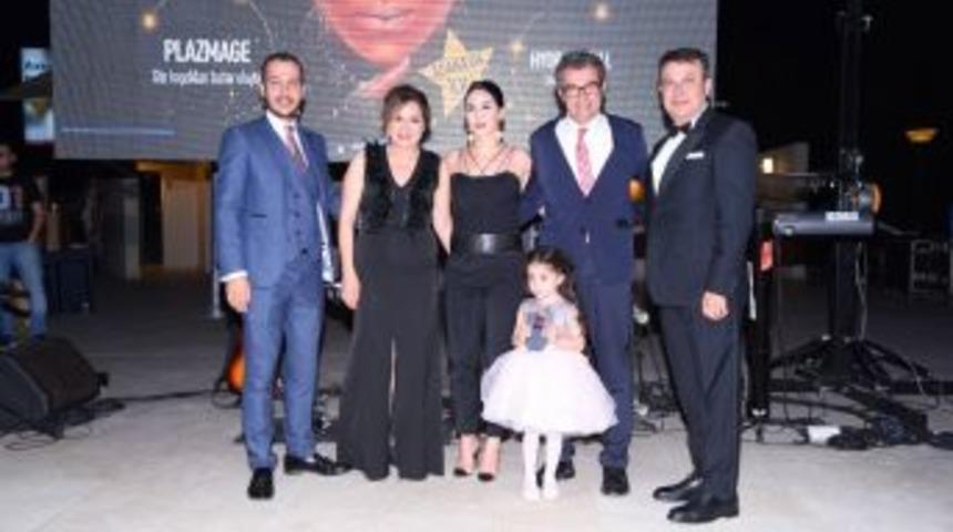 Estelite G&uuml;zellik Merkezi&rsquo;ne &ldquo;yılın En Girişimci Firması&rdquo; &Ouml;d&uuml;l&uuml;