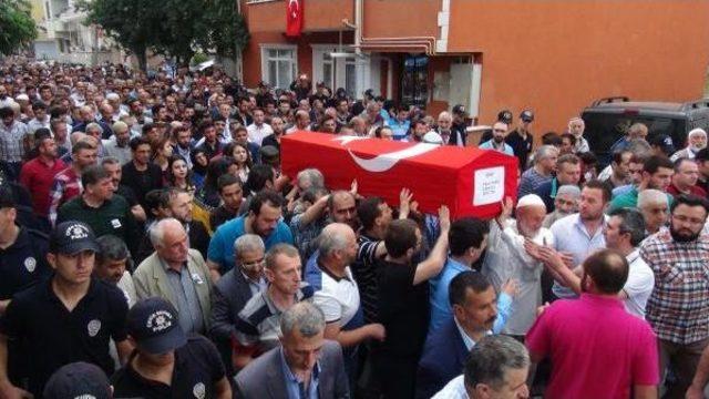 Şehit Yakup Yılmaz'ın Cenazesi Baba Evine Son Kez Getirildi