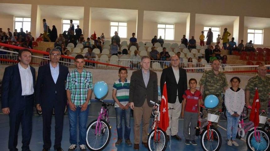 Sivas Valisi G&uuml;l, Suşehri&rsquo;nde İncelemelerde Bulundu