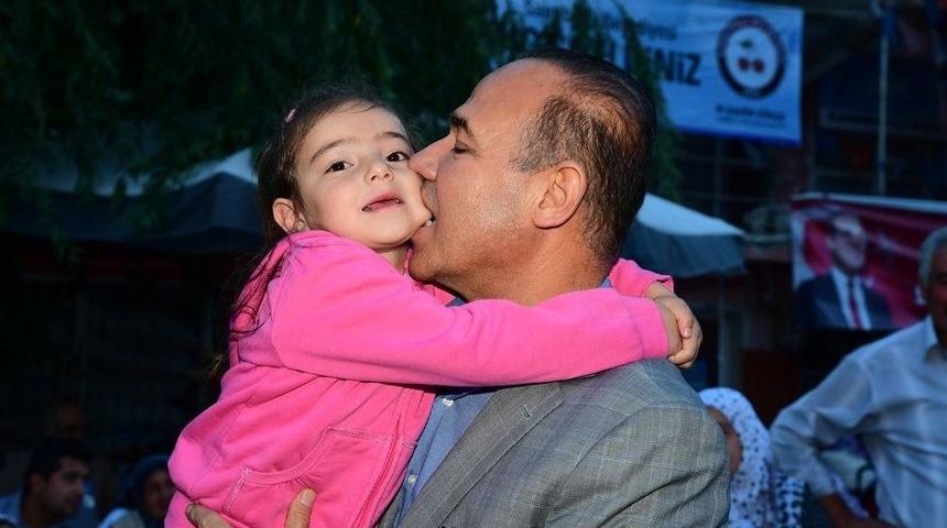 S&ouml;zl&uuml;, Orucunu Saimbeyli&rsquo;de Vatandaşlarla Birlikte A&ccedil;tı