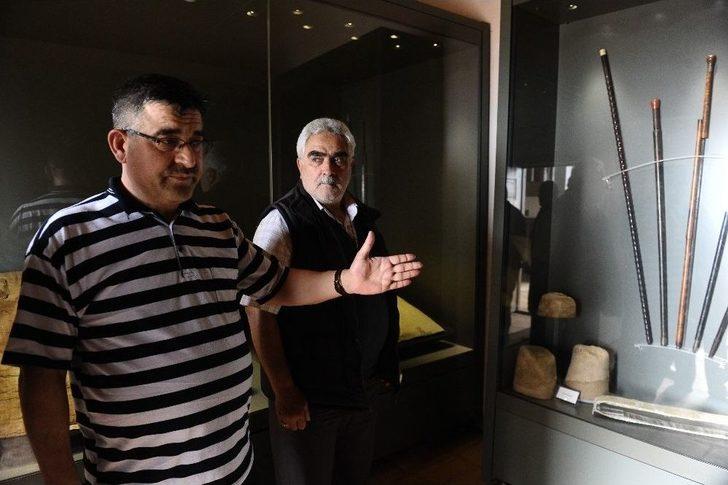 (özel Haber) Üftade Hazretlerine Ait Özel Eşyalar İlgi Görüyor G1