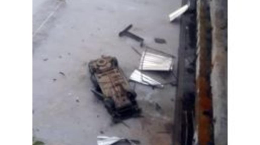 İnşaat Temeline U&ccedil;an Otomobilin S&uuml;r&uuml;c&uuml;s&uuml; Ağır Yaralandı