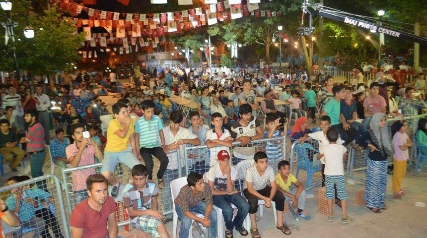 Yeşilli Kiraz Festivali Renkli G&ouml;r&uuml;nt&uuml;lere Sahne Oldu